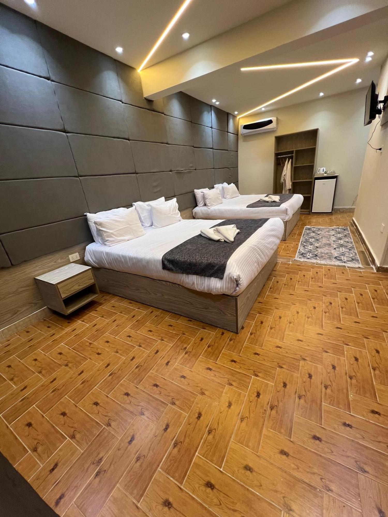 New Scarab Pyramids View Hotel Kafrat al Jabal Exterior photo