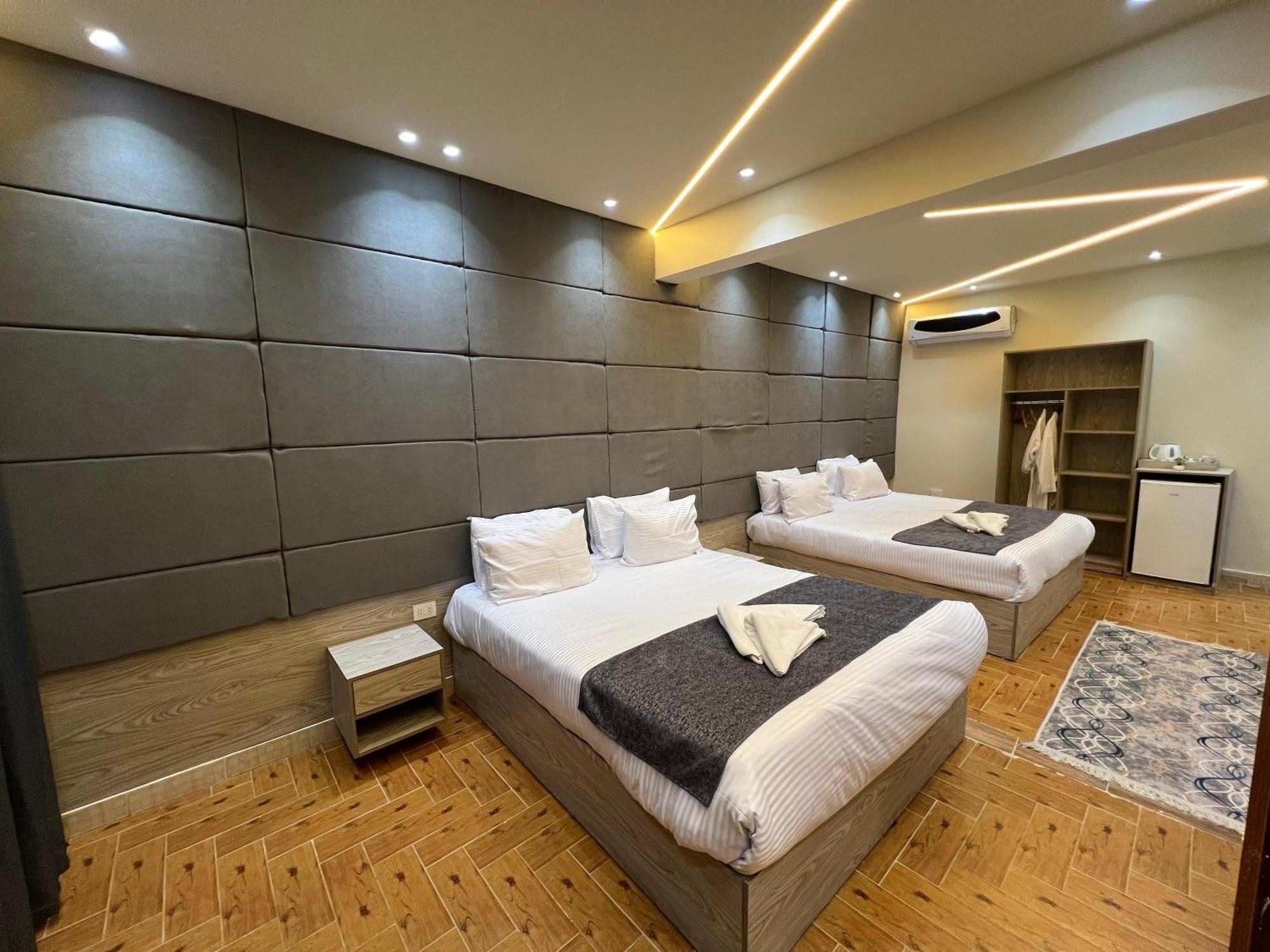 New Scarab Pyramids View Hotel Kafrat al Jabal Exterior photo